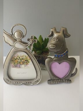 Playful Dog Heart Picture Frame in Pink with Blue Jewel Collar
